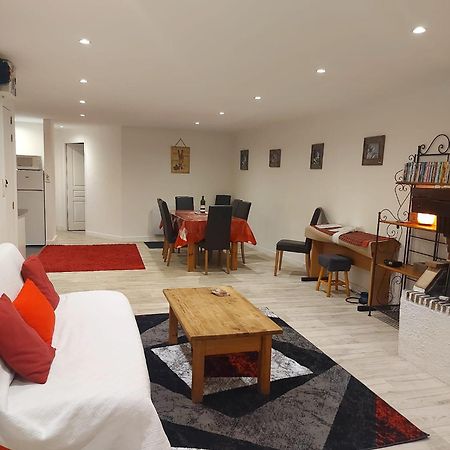 Veroniques Apartment بور سان موريس المظهر الخارجي الصورة
